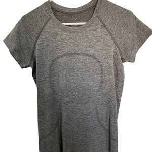 Swiftly Tech Short-Sleeve Shirt - size 8